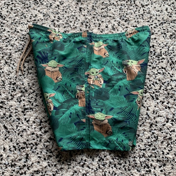 Star Wars Shorts Star Wars Mens Baby Yoda Green Hawaiian Tropical